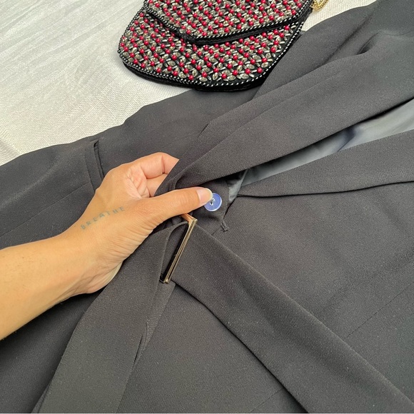 NWOT H&M Black Sleeveless Blazer - Picture 6 of 7